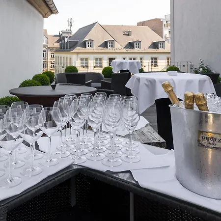 Hotel Le Place D'Armes - Relais & Chateaux-3